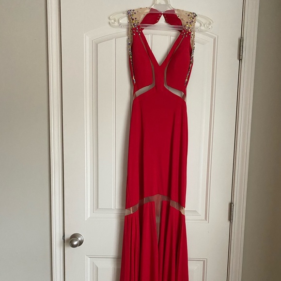 PROM DRESS - Picture 5 of 8
